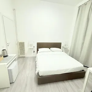 Bed & Breakfast The House Of Brindisi, Roma