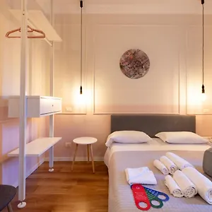 Bed & Breakfast Rdr Tortona, Roma